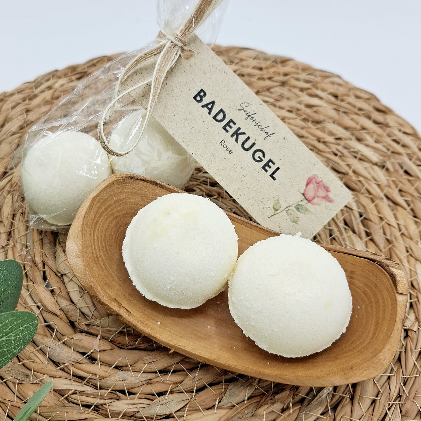 Badekugel Rose – sanfter Badezusatz mit zartem Rosenduft