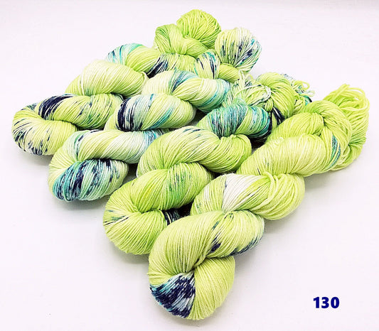 MERINO - BAMBUS Sockenwolle  60 Wolle, 25 Viskose, 15 Polyamid 100 g   Nr. 130