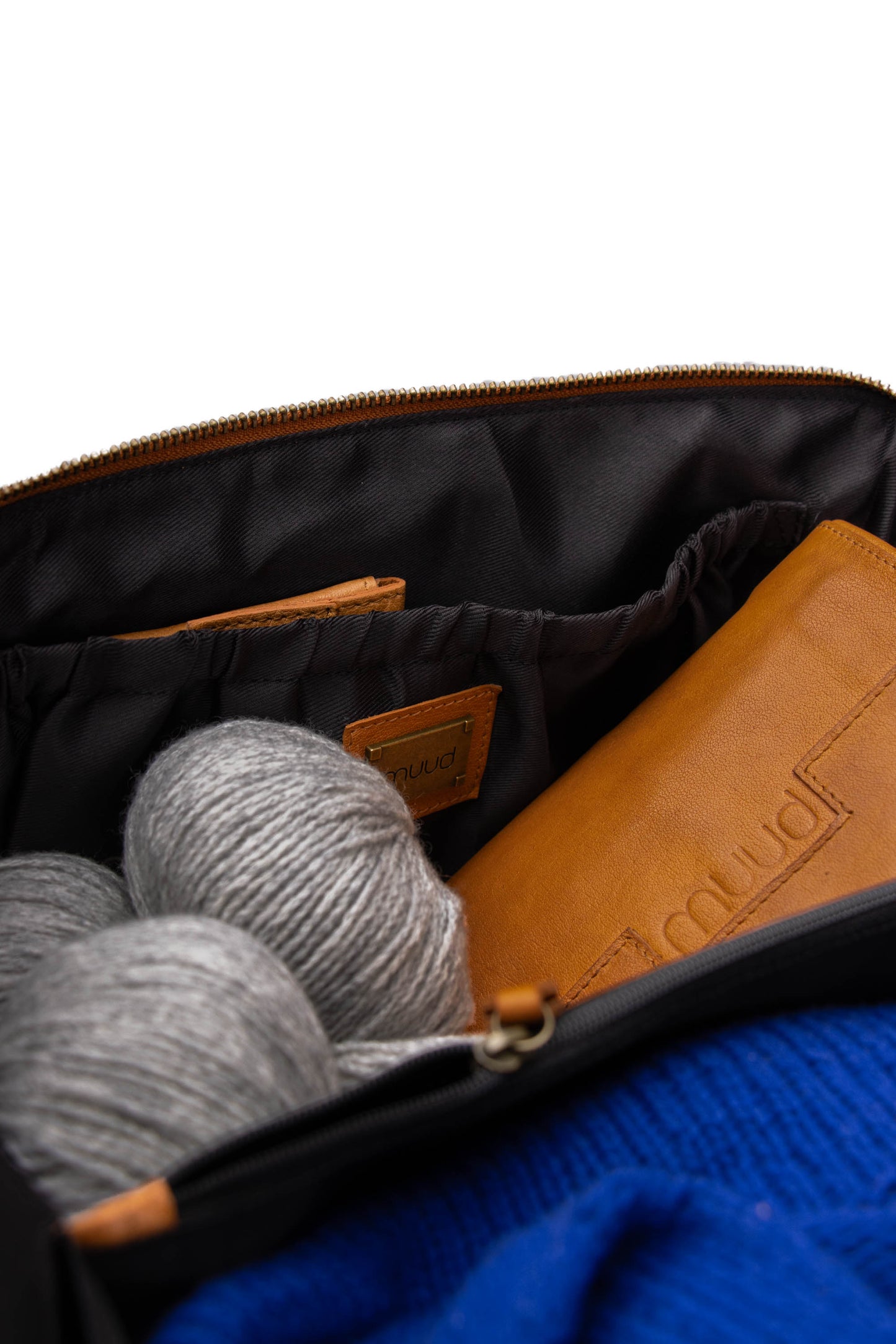 MUUD Cleo Midi – Projekttasche aus Leder | Whisky