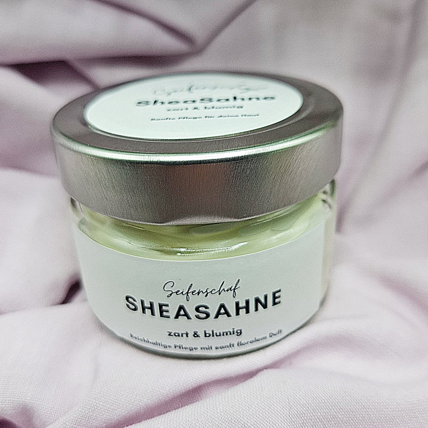 SheaSahne – zart & blumig