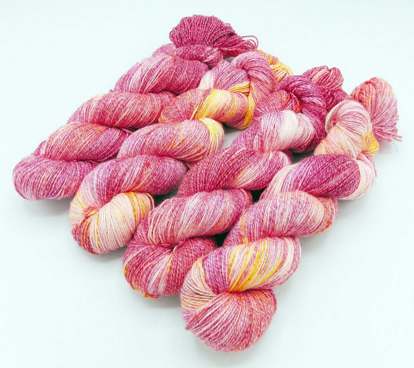 Sockenwolle "Baumwolle" handgefärbt 75  Wolle, 25 Polyamid 100 g Nr.220