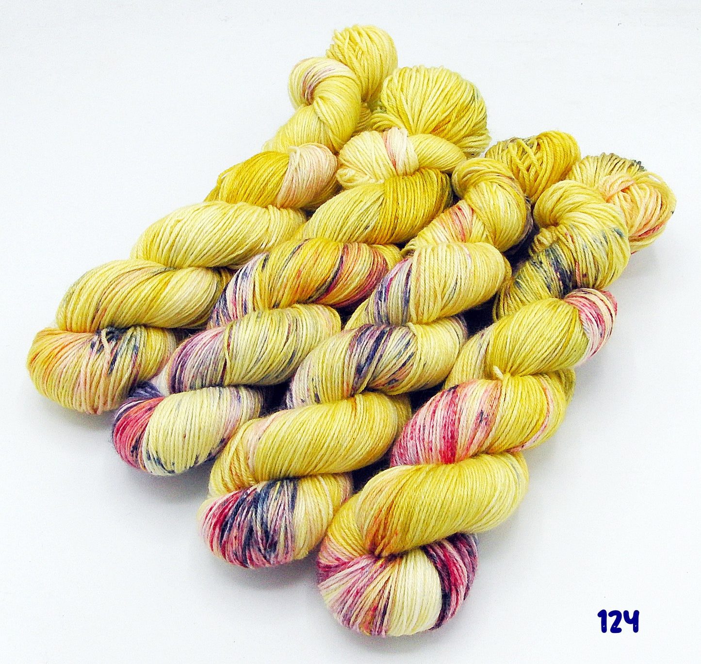 MERINO - BAMBUS Sockenwolle  60 Wolle, 25 Viskose, 15 Polyamid 100 g   Nr. 124