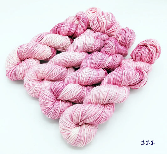 MERINO Sockenwolle  6-fach 75  Wolle, 25 Polyamid 100 g   Nr.111