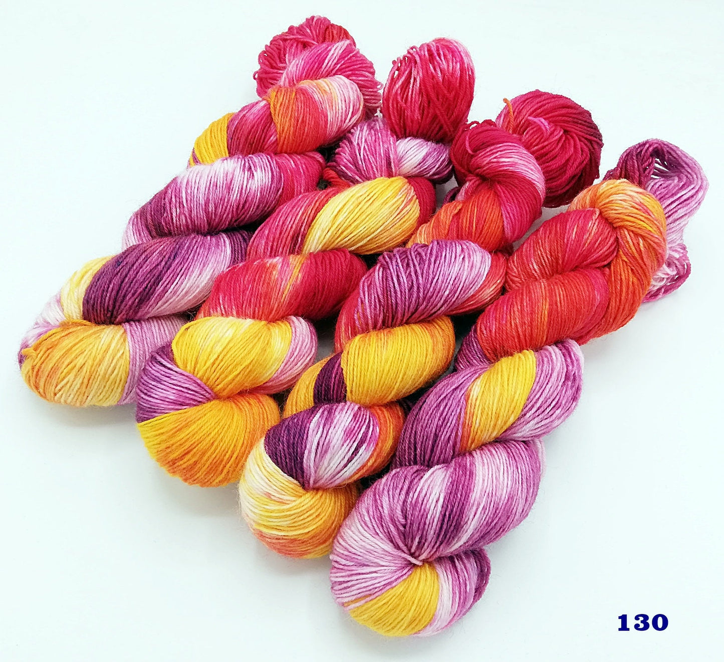 Sockenwolle COZY handgefärbt 75  Wolle, 25 Polyamid 100 g   Nr.130