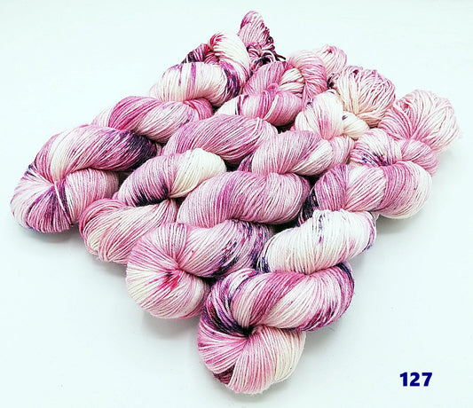 MERINO - BAMBUS Sockenwolle  60 Wolle, 25 Viskose, 15 Polyamid 100 g   Nr. 127