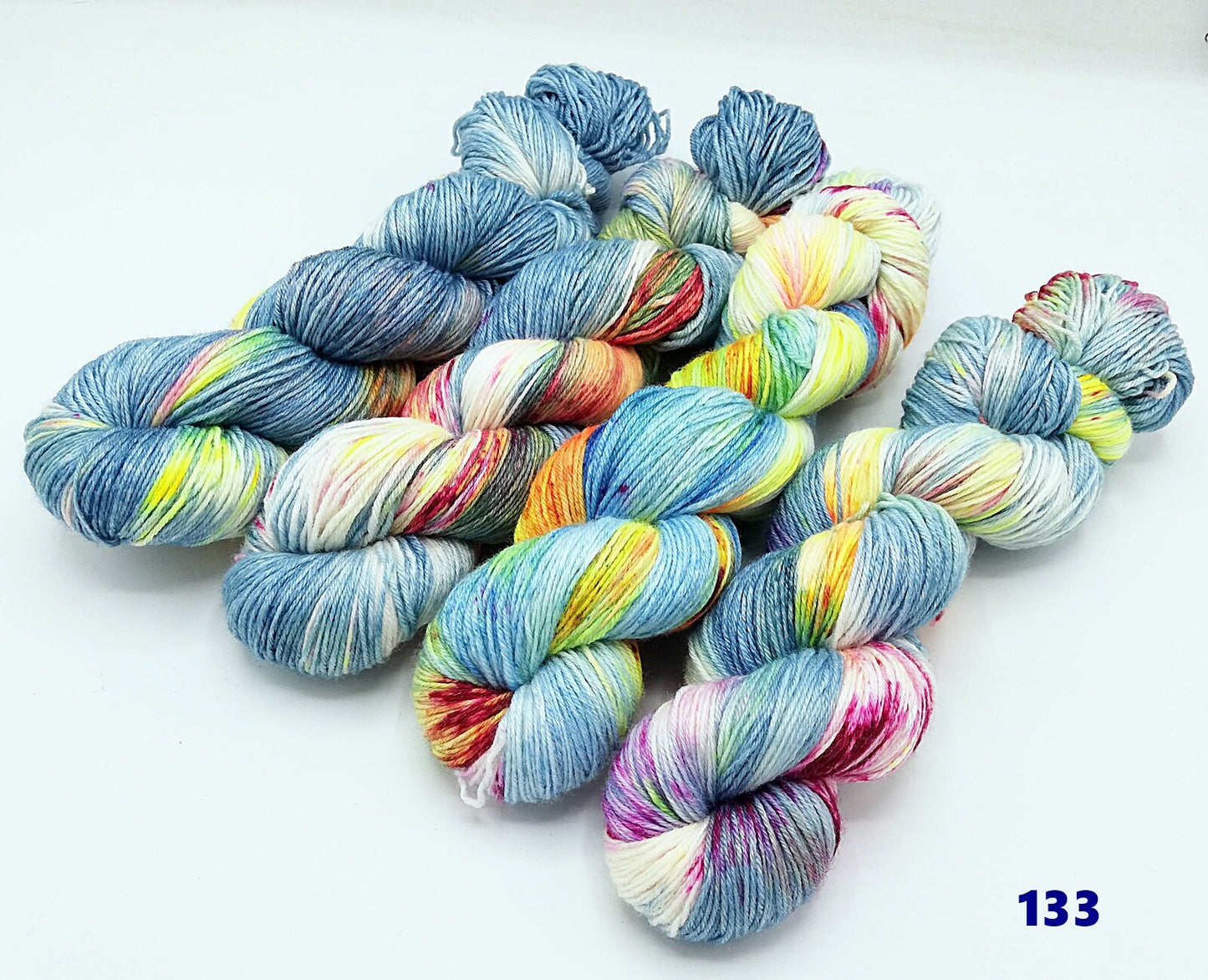 MERINO - BAMBUS Sockenwolle  60 Wolle, 25 Viskose, 15 Polyamid 100 g   Nr. 133